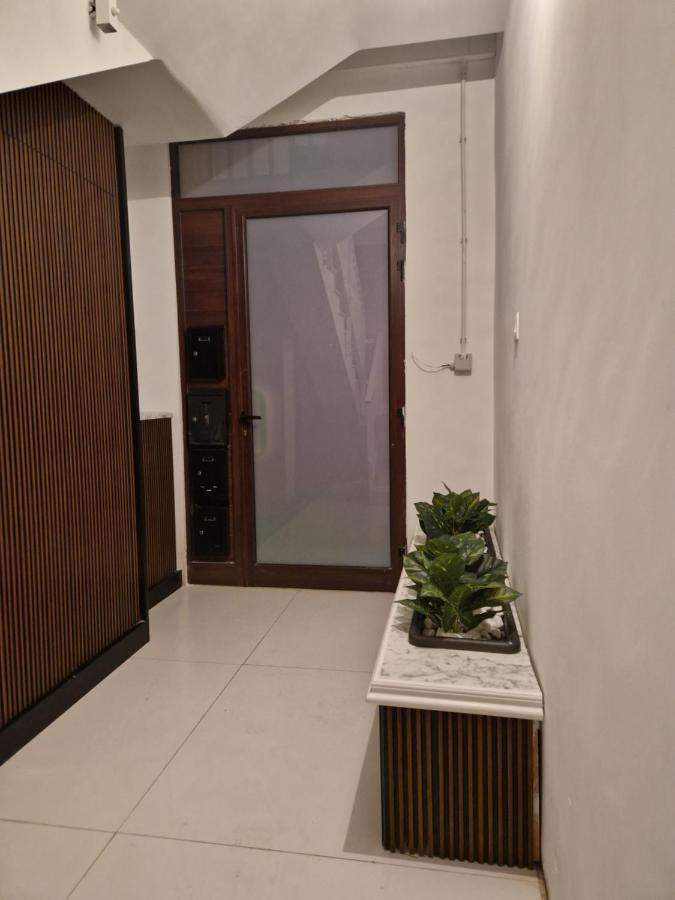 Apartmán Town Pent House Luqa Exteriér fotografie